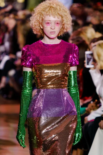 Look 48
